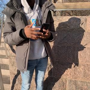 Meet your Posher, Brandon